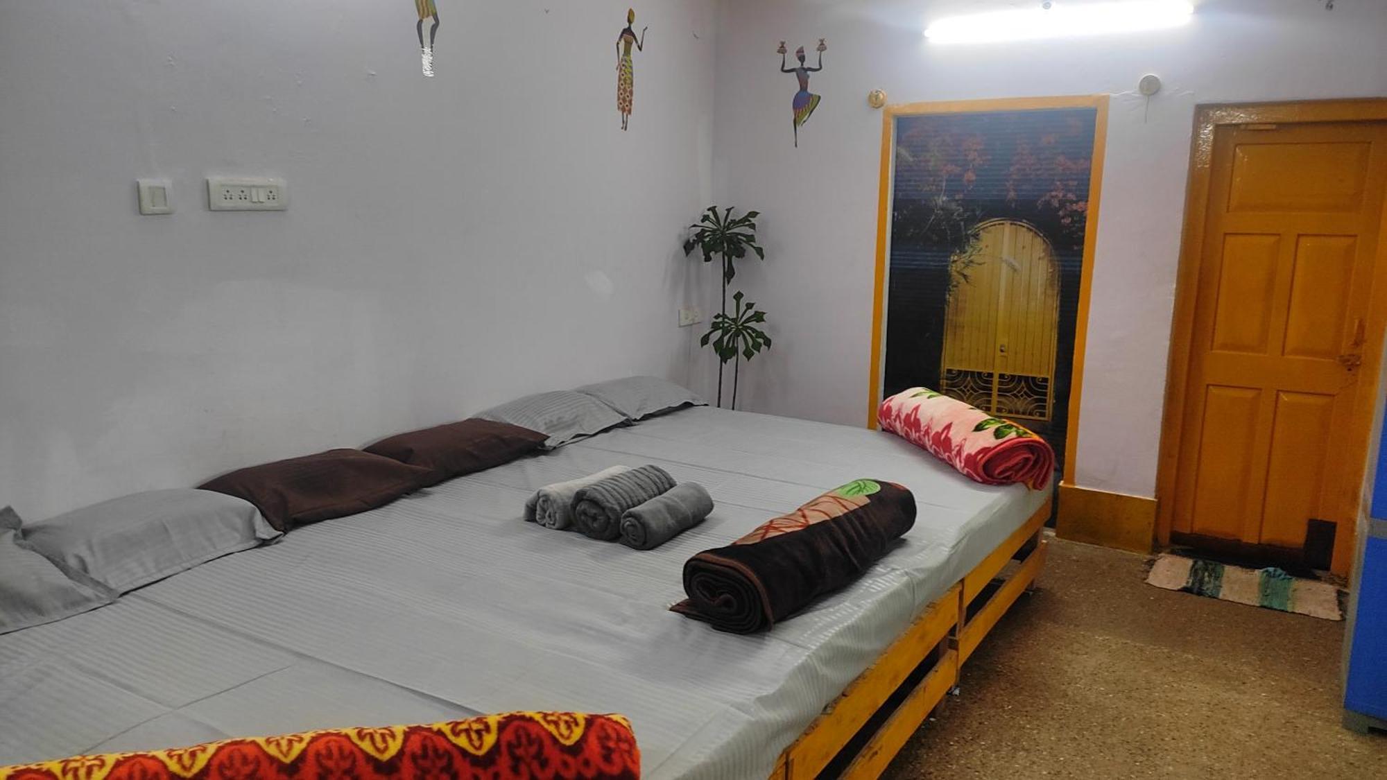 Adh Amilia Gardens Hotel Narasimharaja Puram Ngoại thất bức ảnh