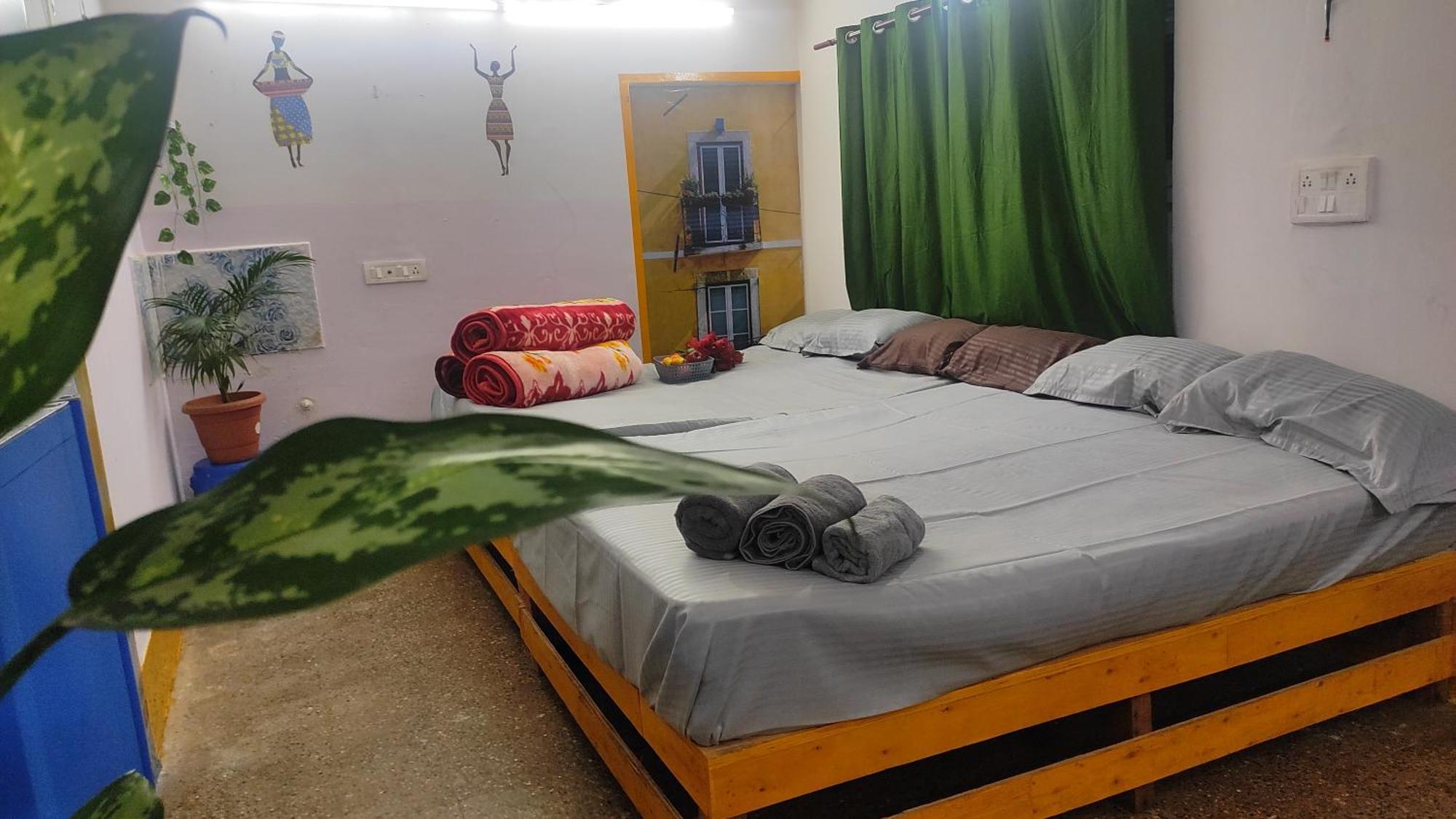 Adh Amilia Gardens Hotel Narasimharaja Puram Ngoại thất bức ảnh