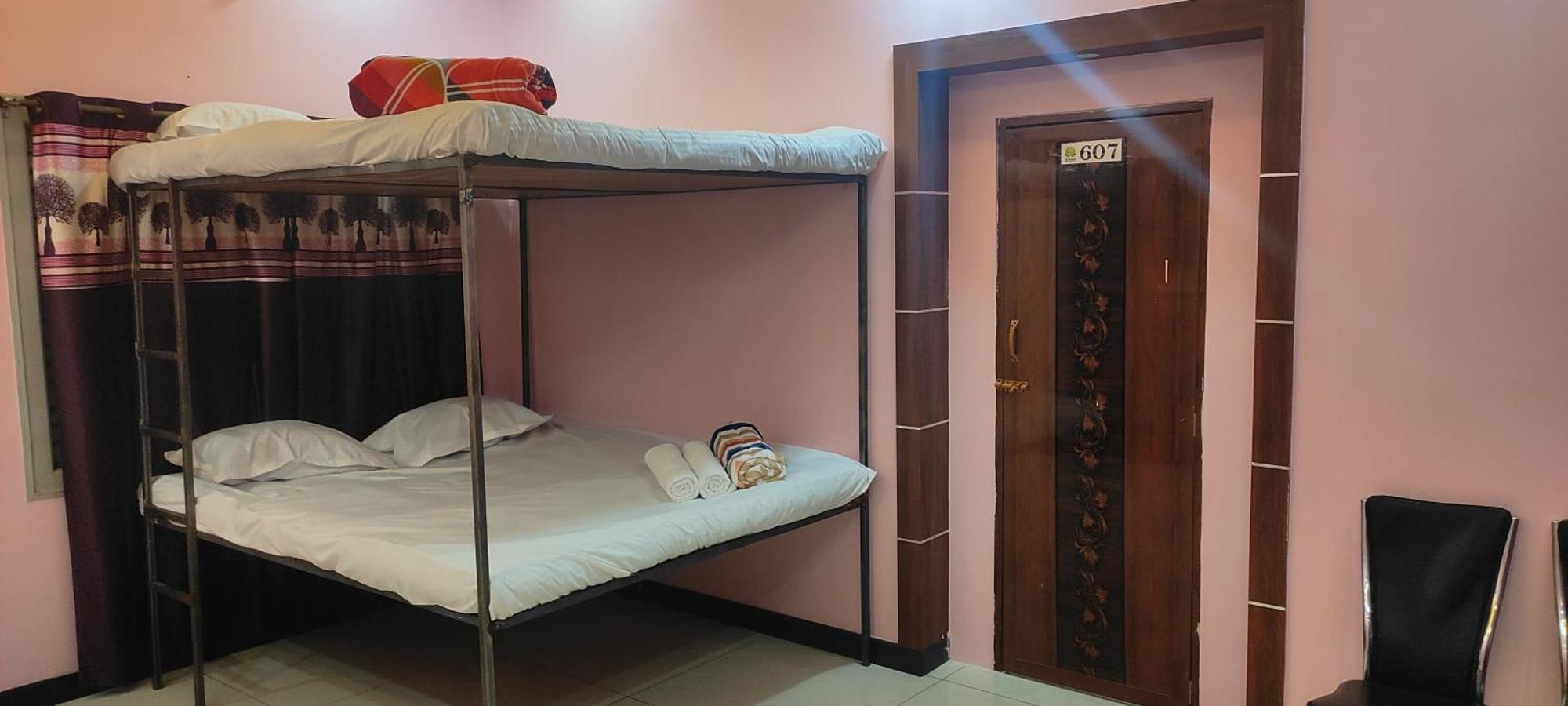 Adh Amilia Gardens Hotel Narasimharaja Puram Ngoại thất bức ảnh